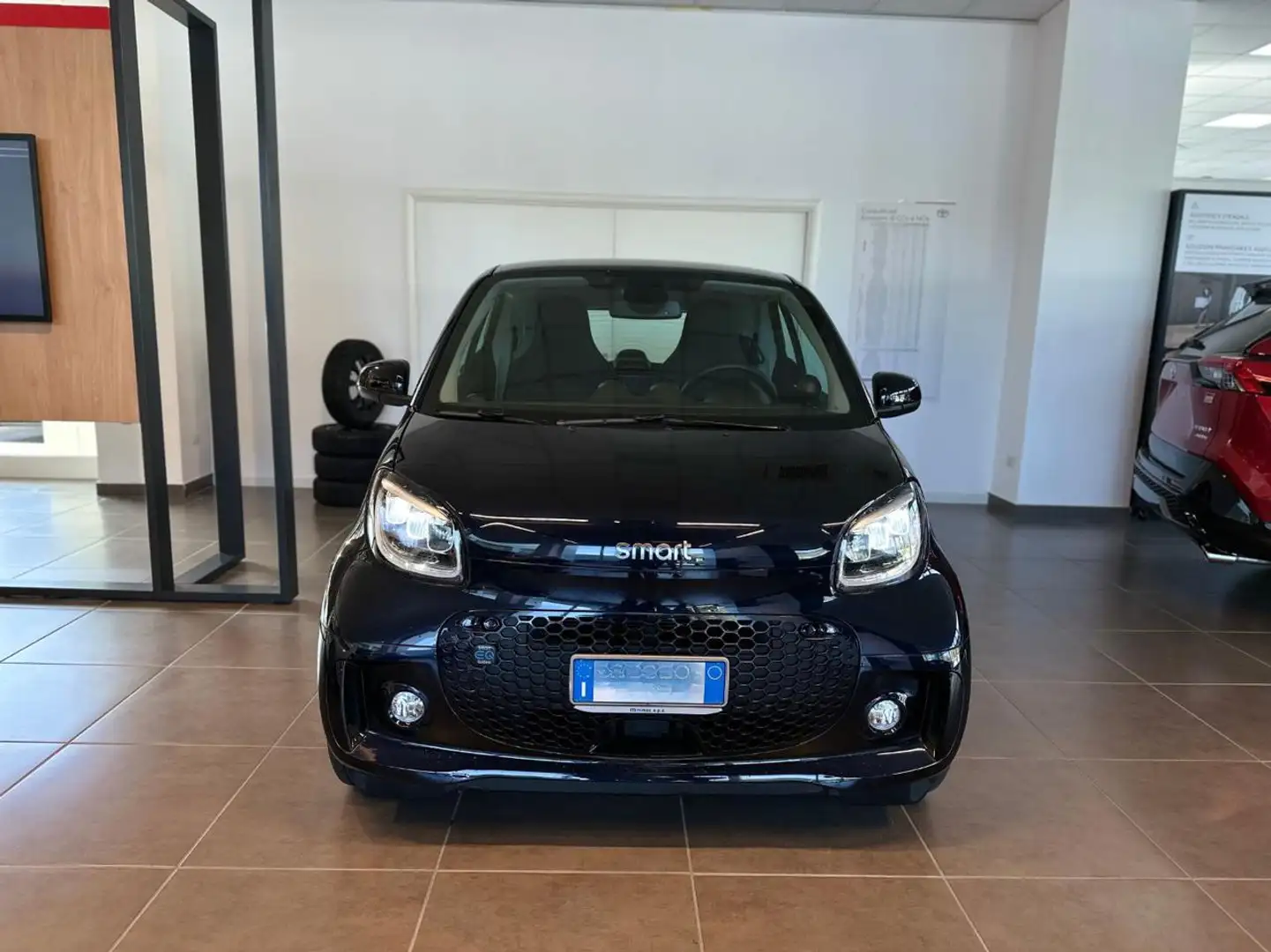 smart forTwo EQ Pure Gris - 2