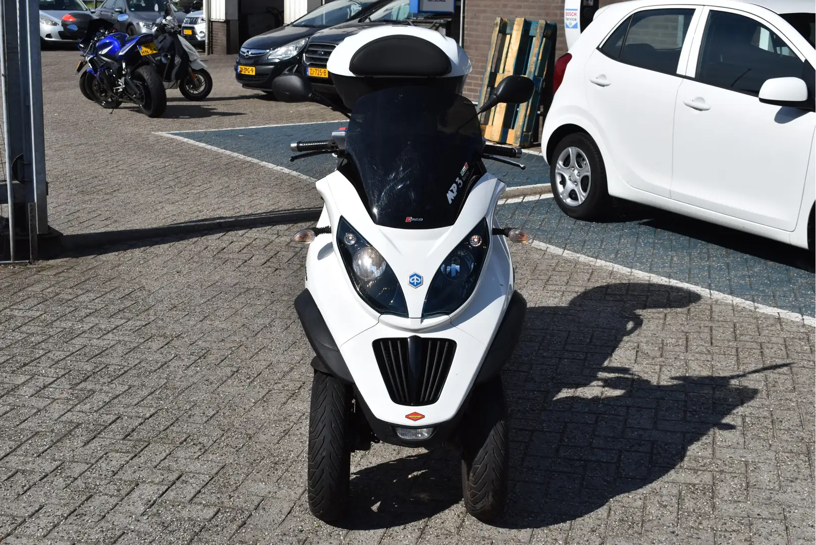 Piaggio MP3 400 LT Wit - 2