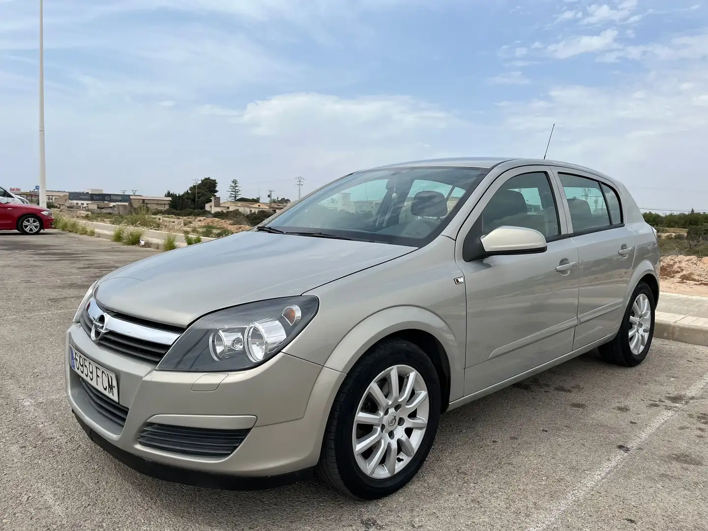Opel Astra Astra 1.7CDTi Cosmo 100 6vel. Cosmo Beige - 2