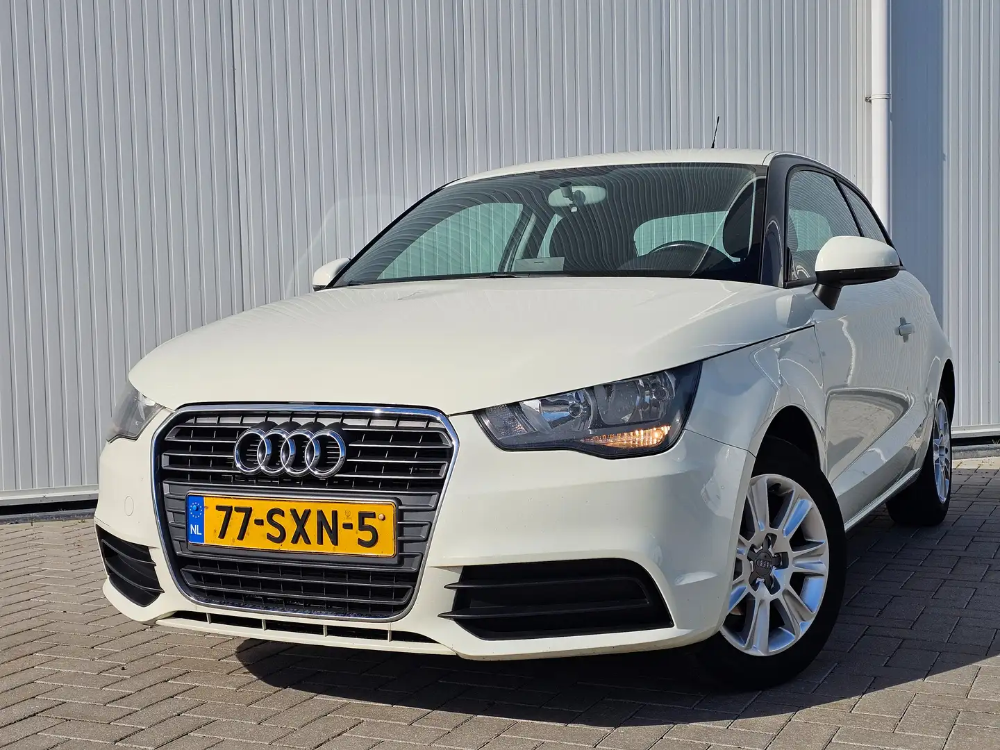 Audi A1 1.2 TFSI Attraction bj 2012 Navi/Airco Nw.APK Blanco - 1