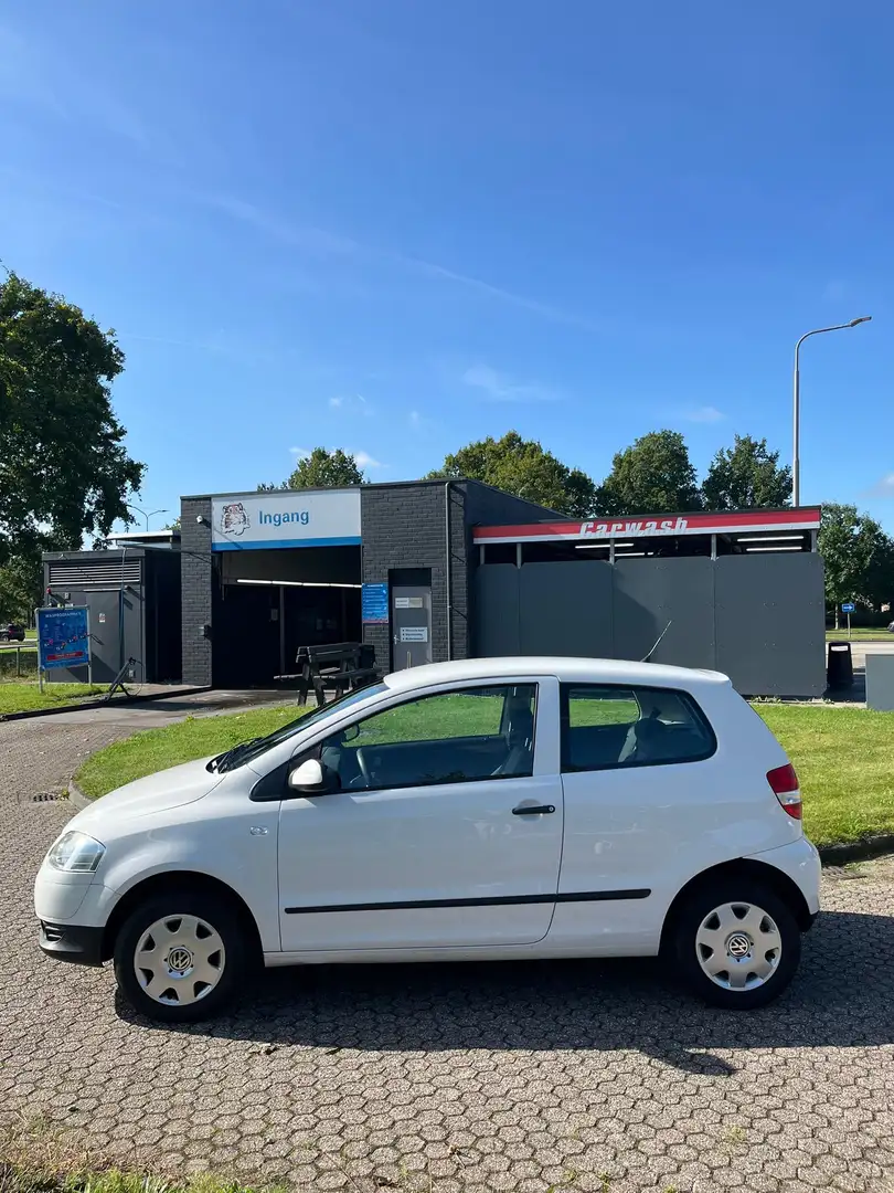 Volkswagen Fox 1.2 Trendline Wit - 1