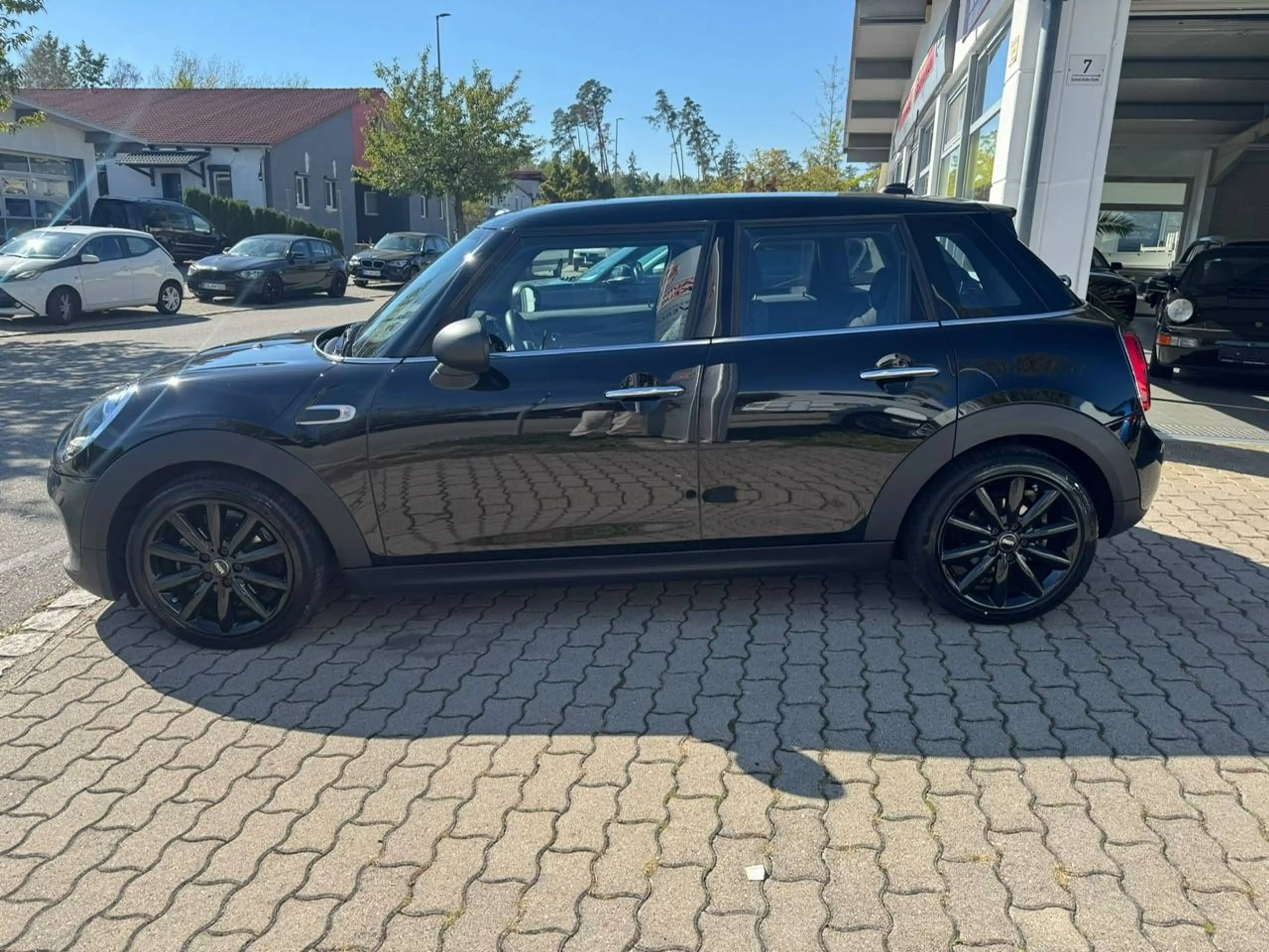 MINI One One Blackyard--22.000KM--Mini Scheckheftgepflegt- — photo 9