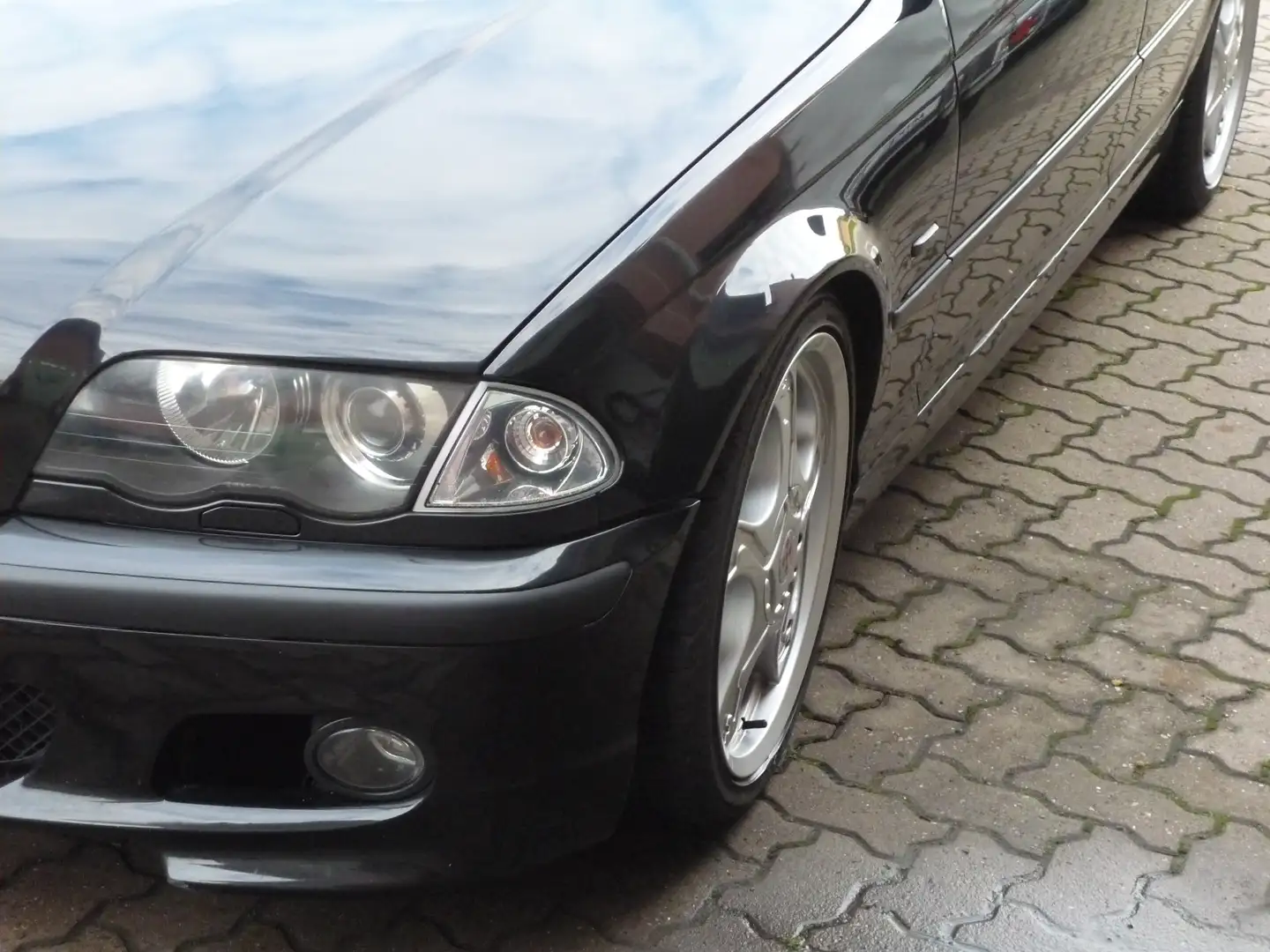 BMW 325 325i touring Schwarz - 2