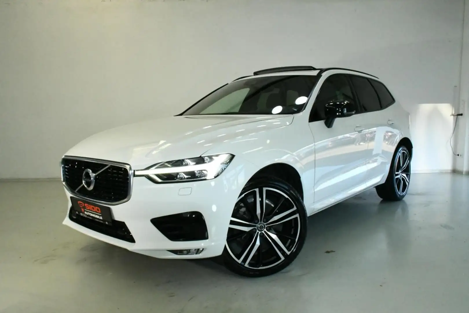 Volvo XC60 R Design AWD B4 ACC*HuD*PANO*H&K*ST.HZ*BLIS Klima Blanc - 1