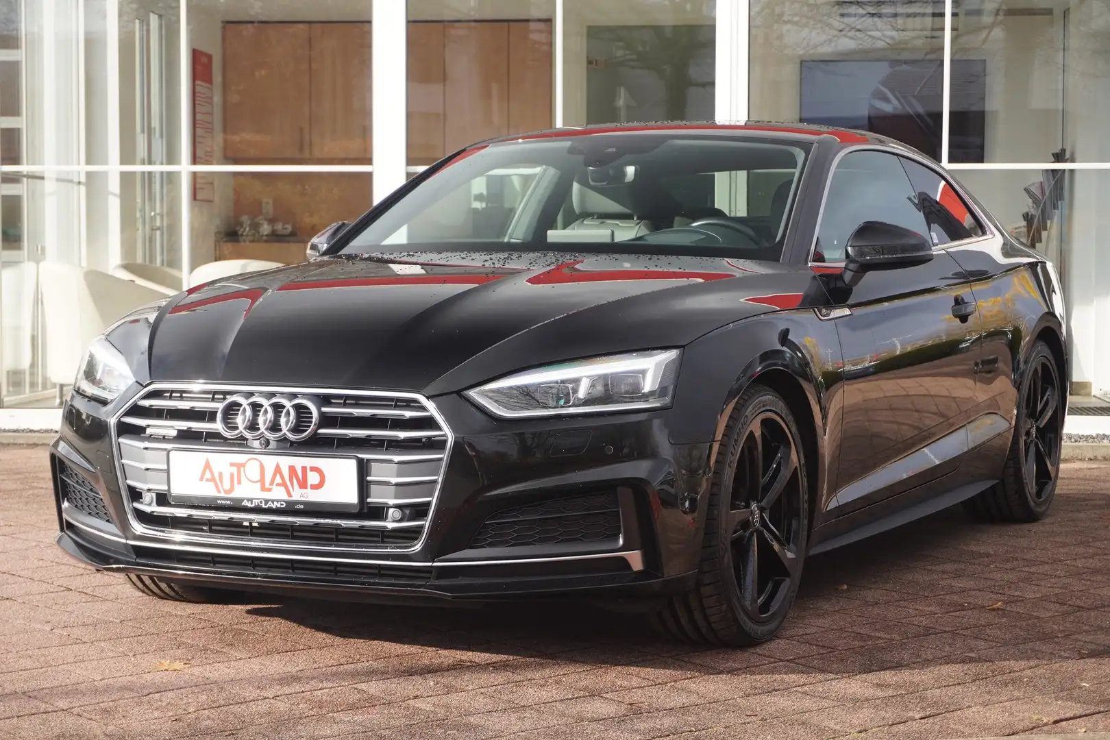 Audi A5 Coupe 3.0 TDI quattro S-Line Navi AHK Kamera Zwart - 2