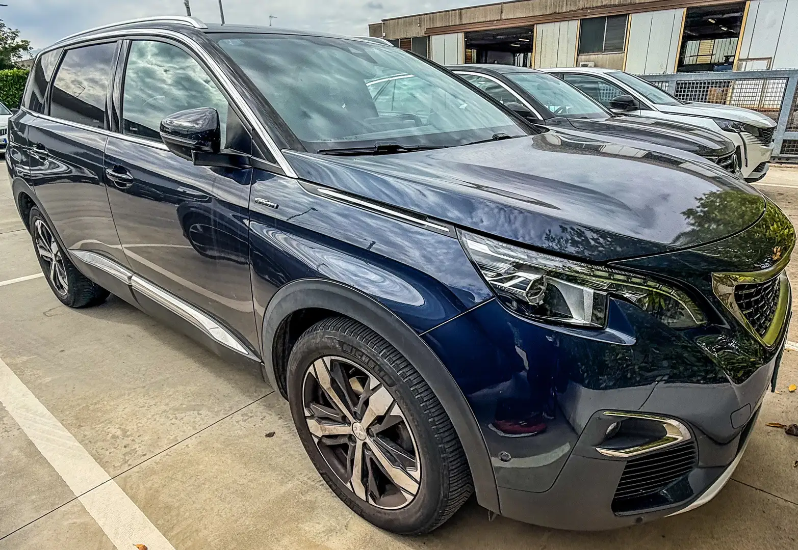 Peugeot 5008 1.5 bluehdi GT Line s&s 130cv 5p.ti eat8 - 2