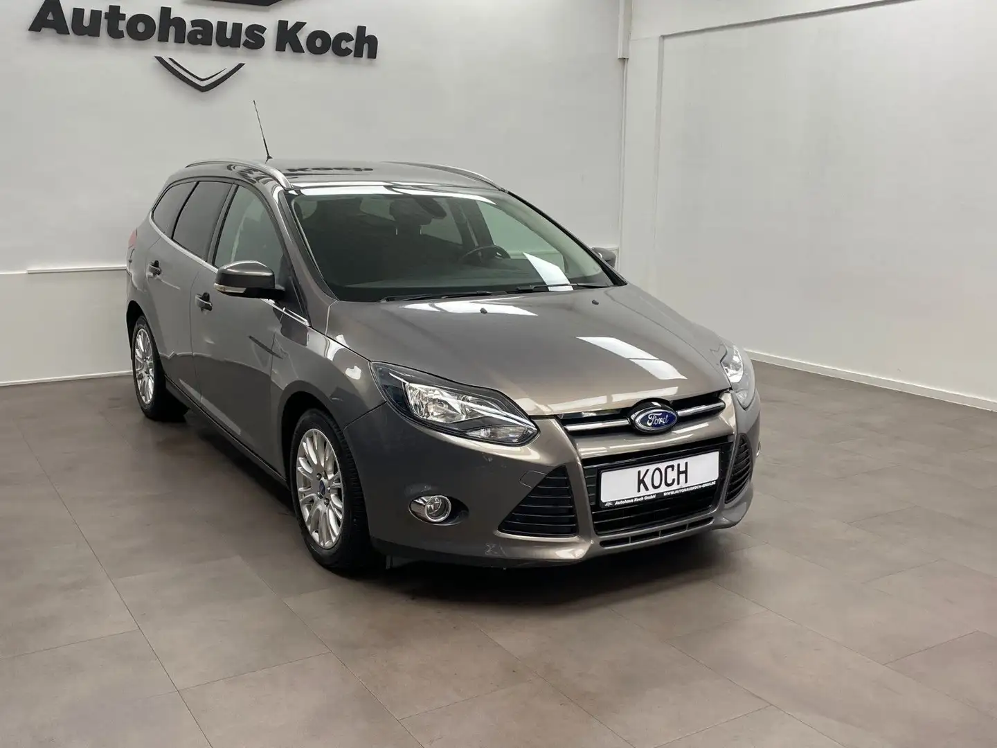 Ford Focus FOCUS TITANIUM IN BRISBANE BRAUN - #EINZELSTÜCK Braun - 1