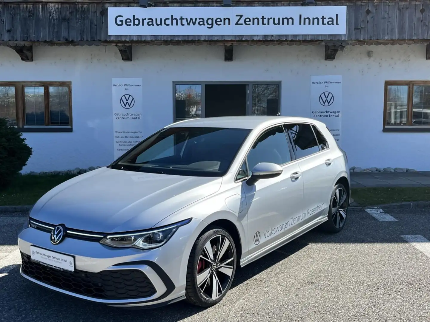 Volkswagen Golf VIII GTE 1,4 DSG (Navi+RearView+LED) Klima Navi Silver - 2