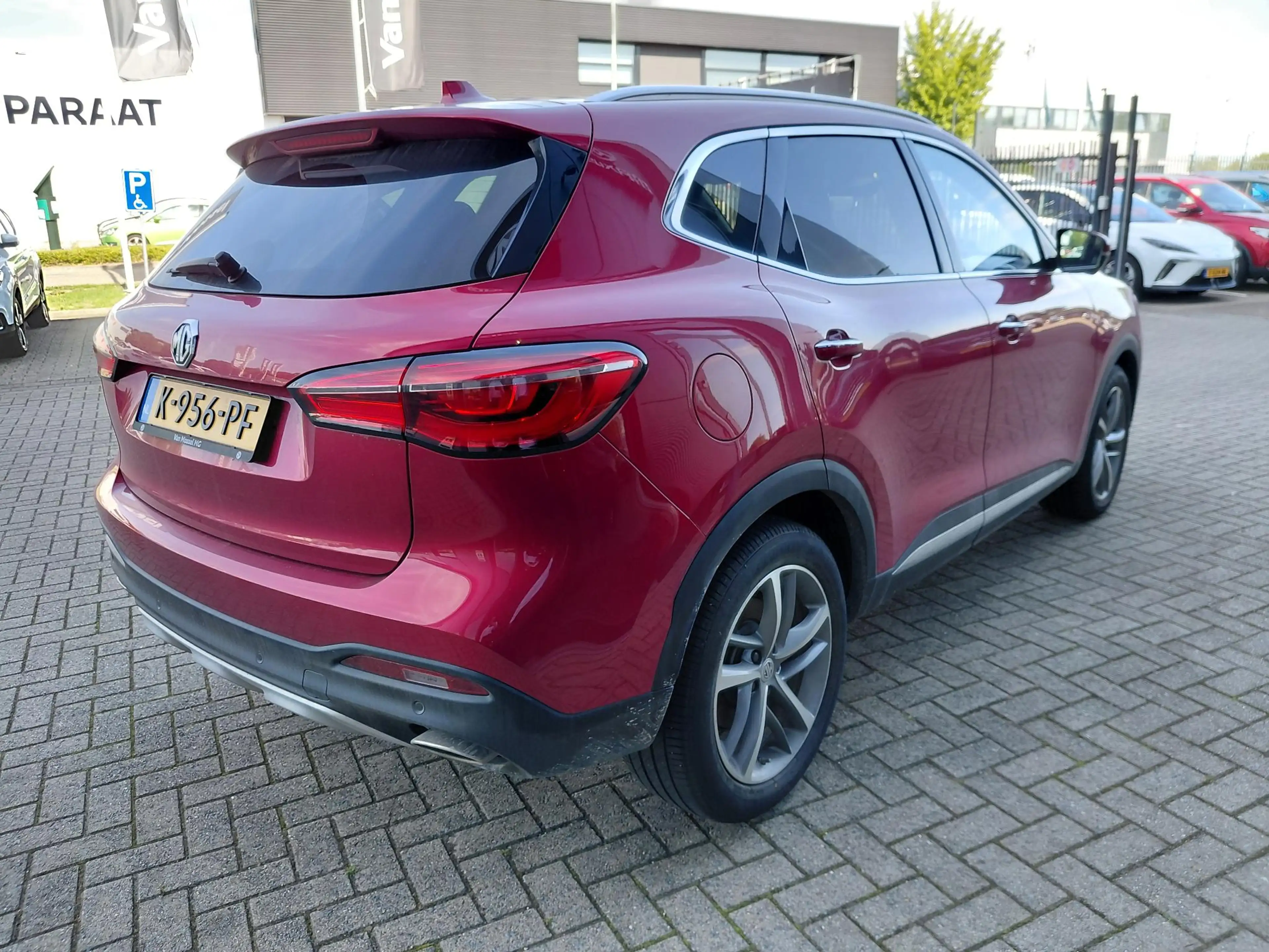MG EHS 1.5 TGDI Luxury — photo 5