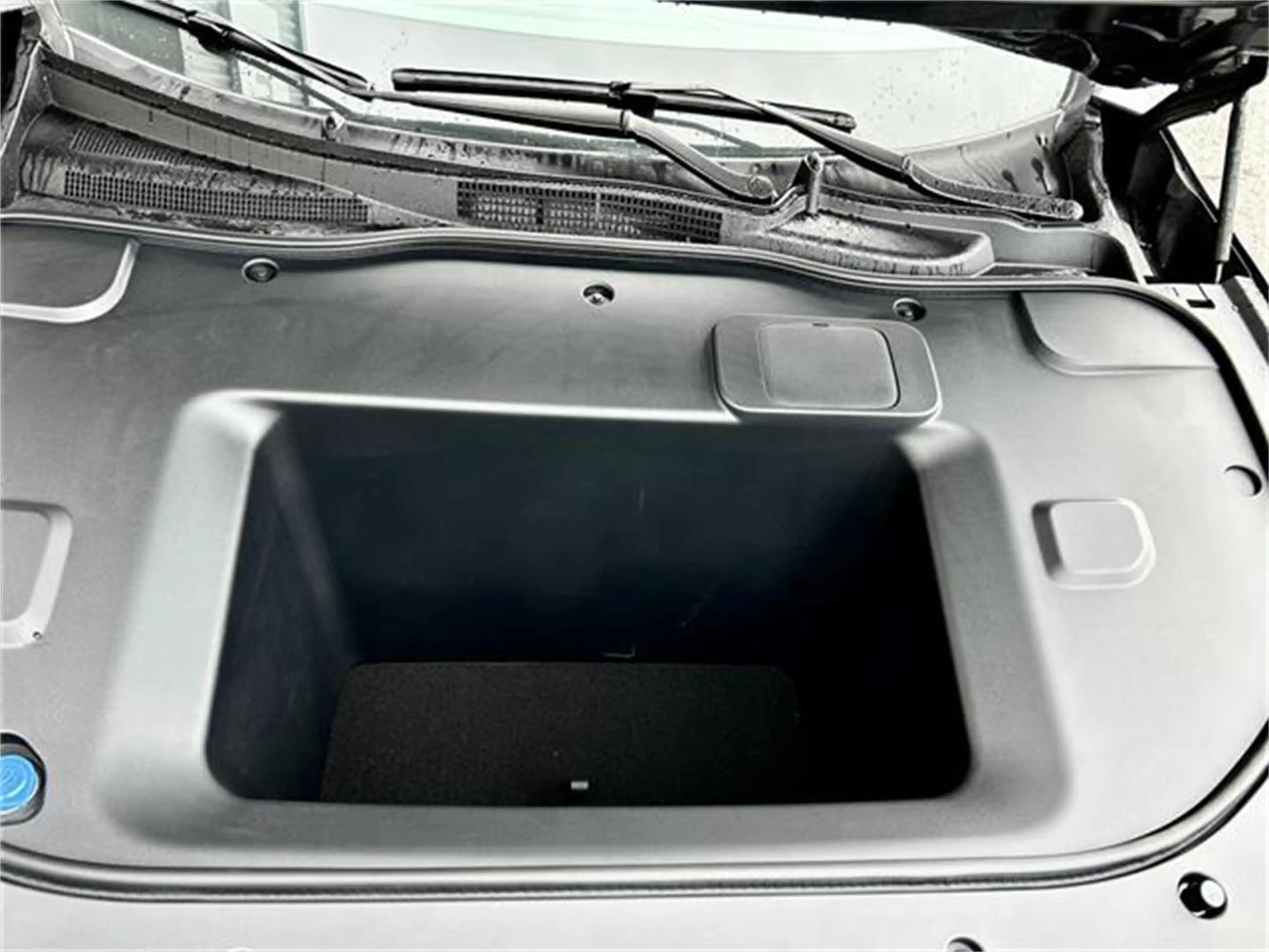 Mazda 6e 68,8kWh SR Takumi mit schwarzem Innenraum / Sch — photo 11