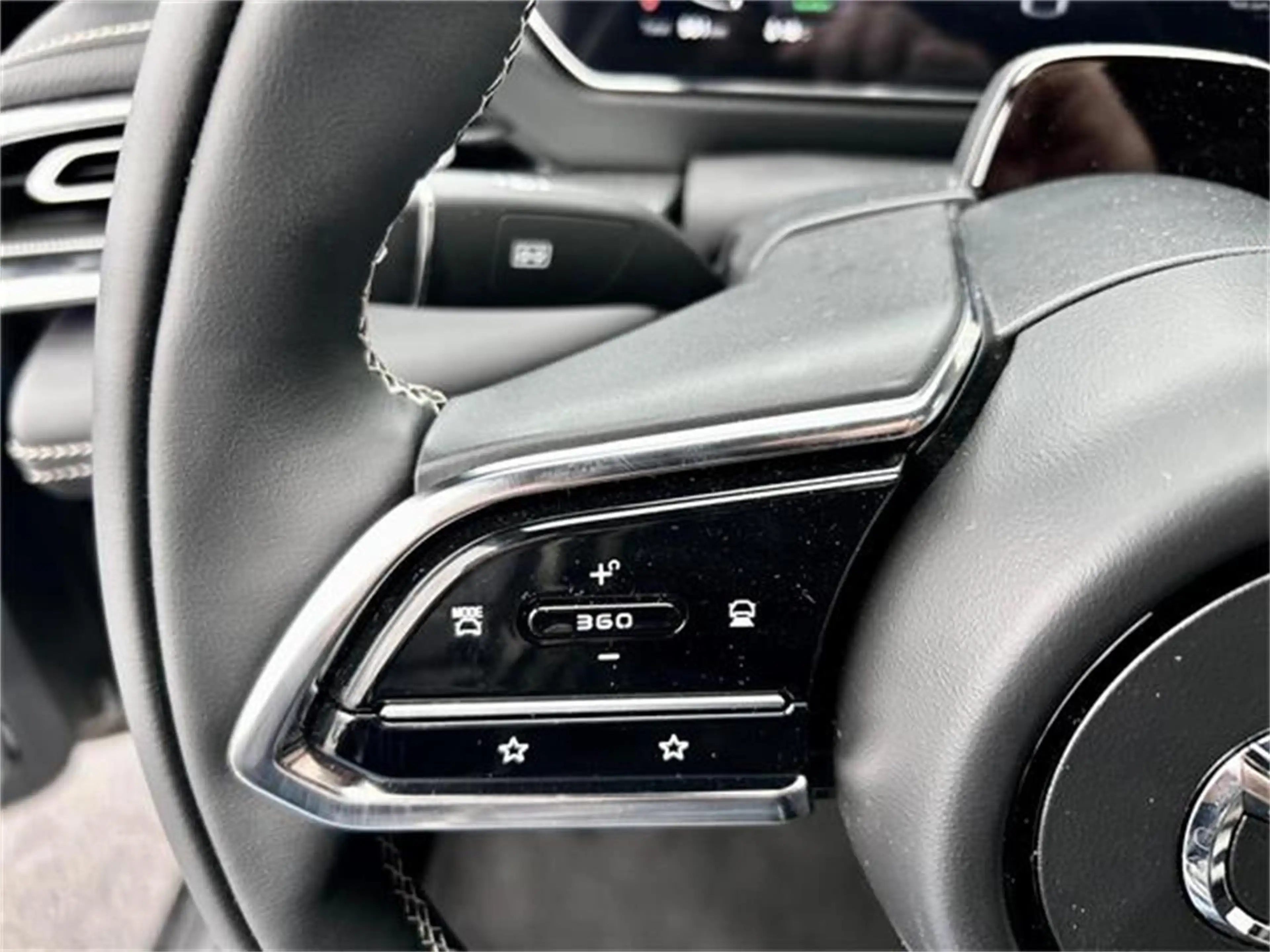 Mazda 6e 68,8kWh SR Takumi mit schwarzem Innenraum / Sch — photo 8