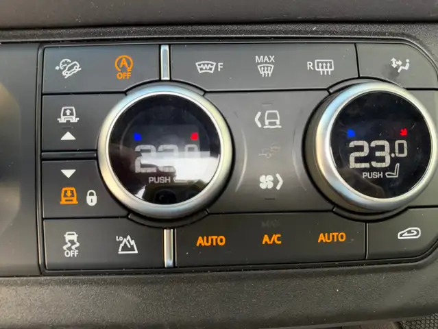 Land Rover Defender view 11