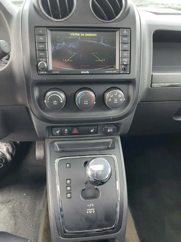 Jeep Patriot снимка Jeep Patriot