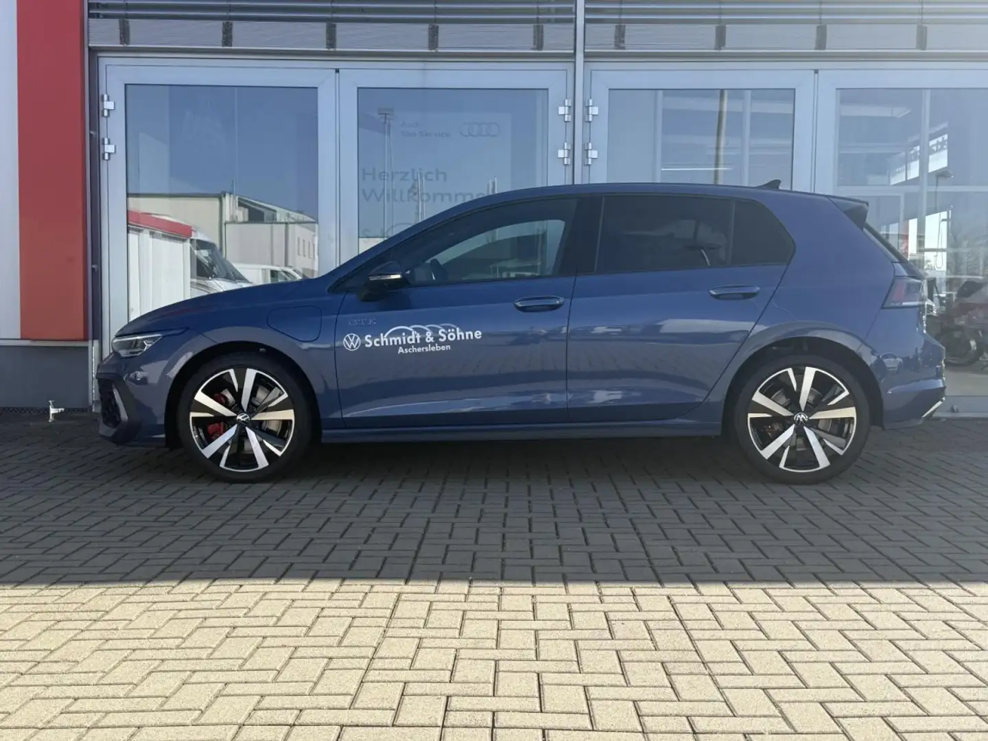 Volkswagen Golf GTE 1,5 l eHybrid DSG TOTW+MATRIX+HEAD+DCC Klima Navi Modrá - 2