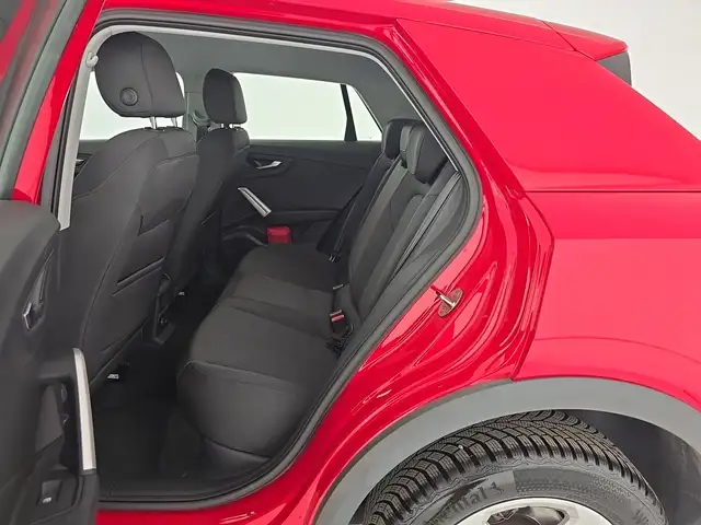 Audi Q2 view 10