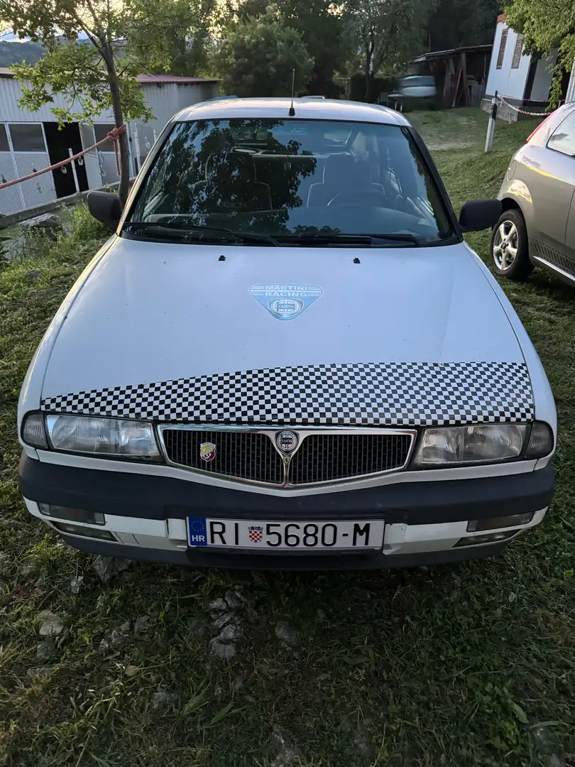 Lancia Delta 1.6 i.e. - 2