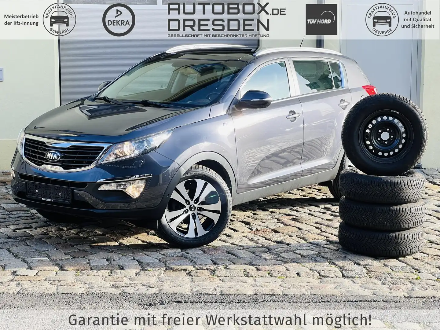 Kia Sportage Spirit 4WD +AHK+CAM+PANO+L+N+X+ Grau - 1
