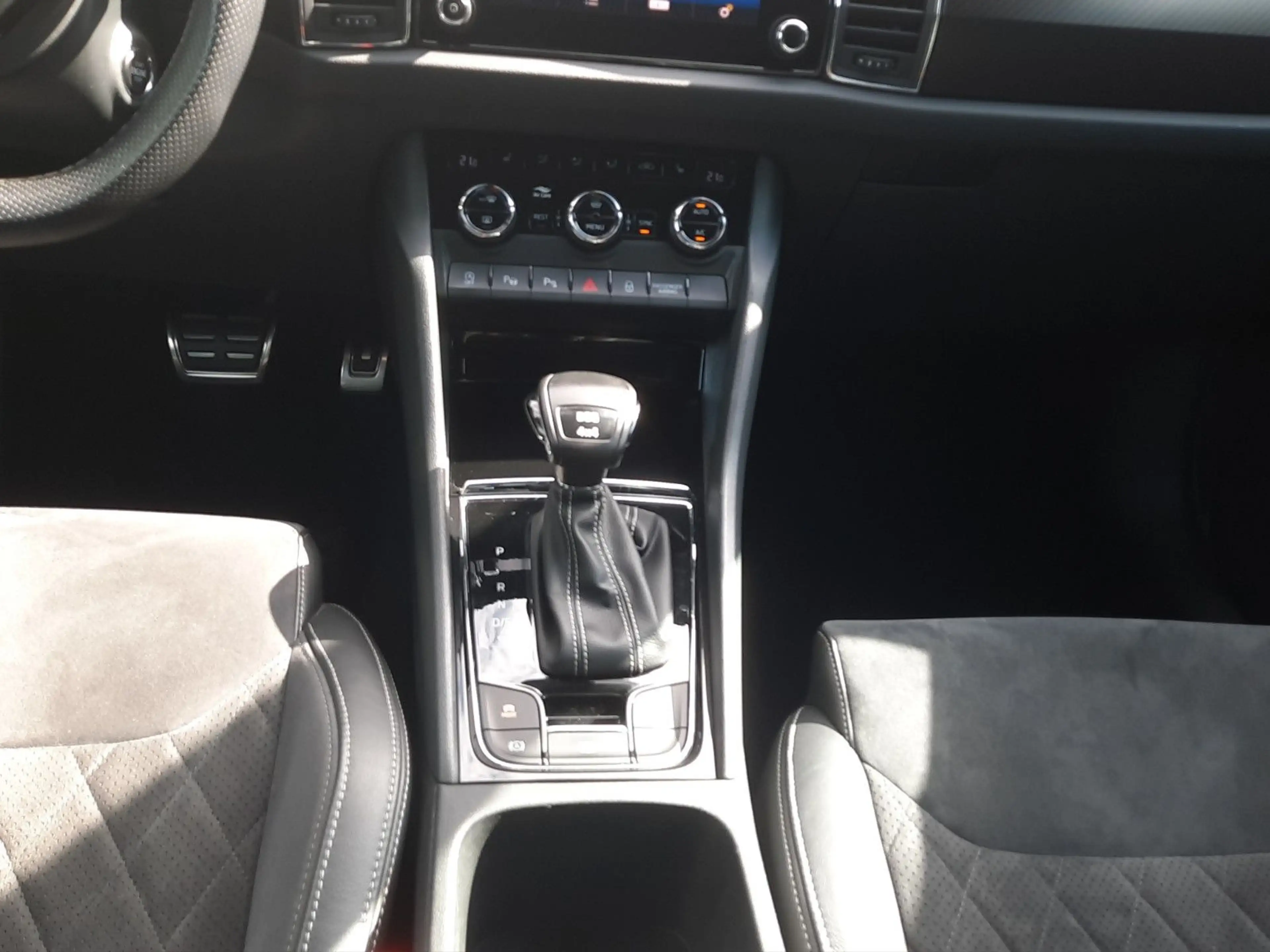 Skoda Kodiaq Sportline 4x4 DSG/AHK/ACC/LED/WR — photo 15