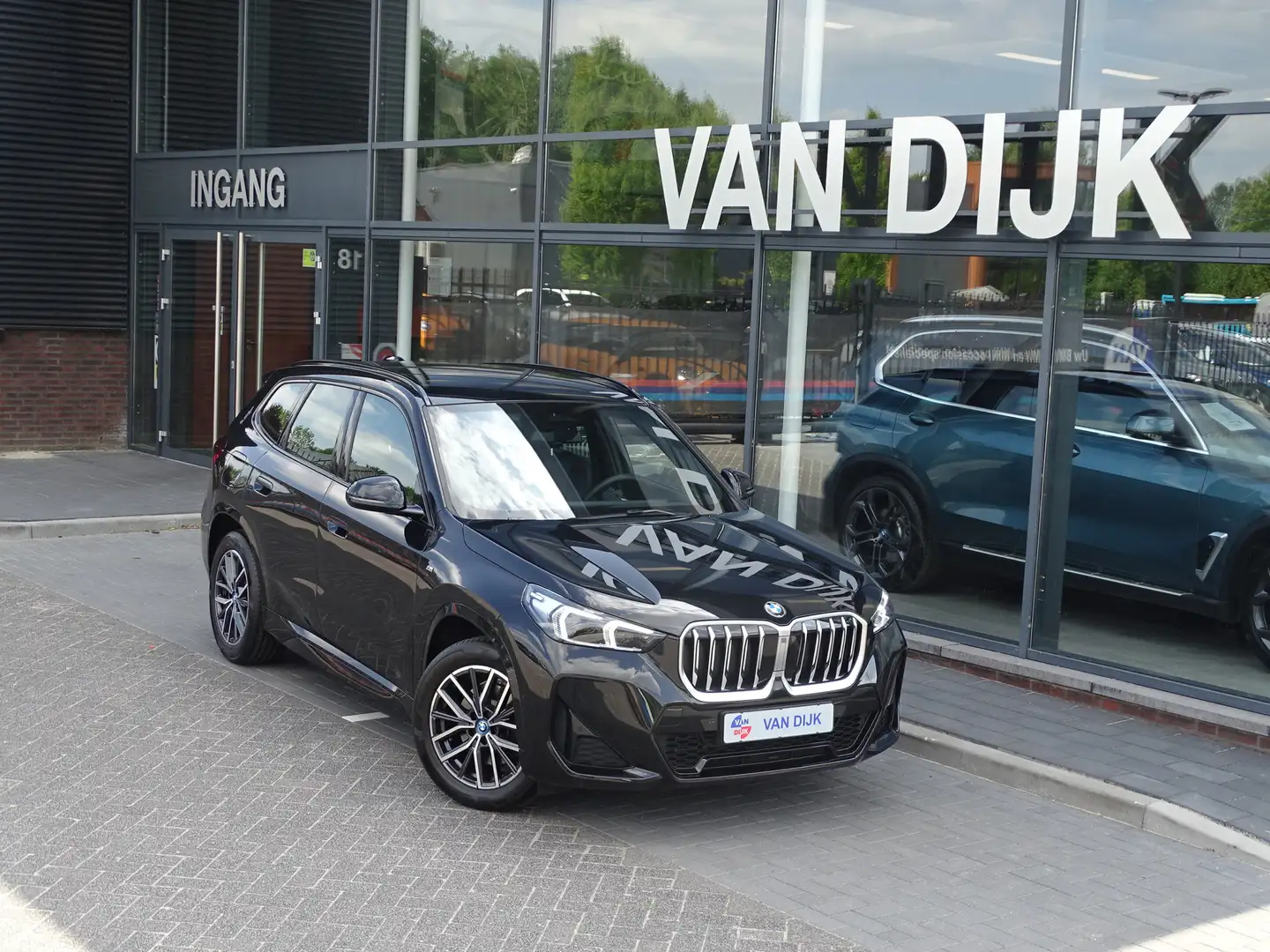 BMW X1 sDrive20i M sportpakket Elek-trekhaak Drive plus E Noir - 2