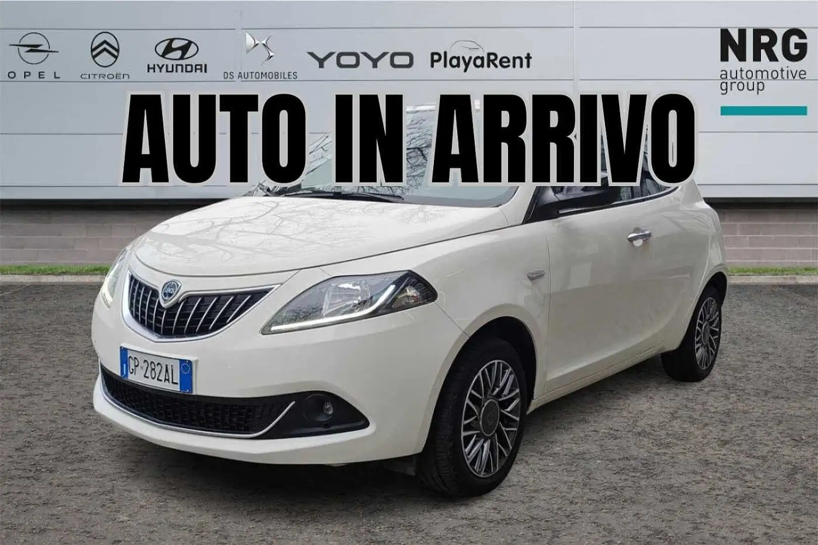Lancia Ypsilon 3ª serie 1.0 FireFly 5 porte S&S Hybrid Ecochic Si Blanc - 1