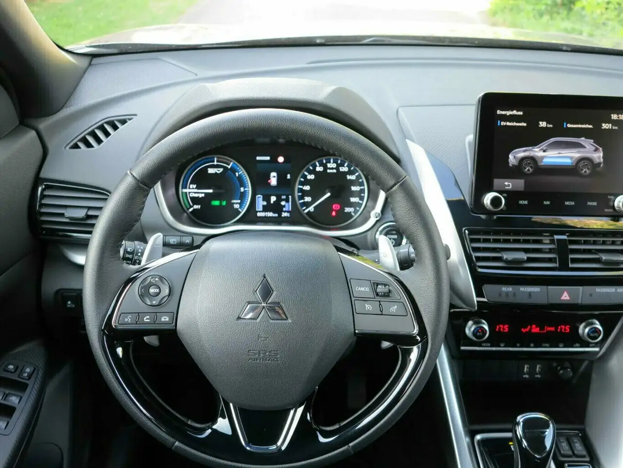 Mitsubishi Eclipse Cross 2024 — фото 12