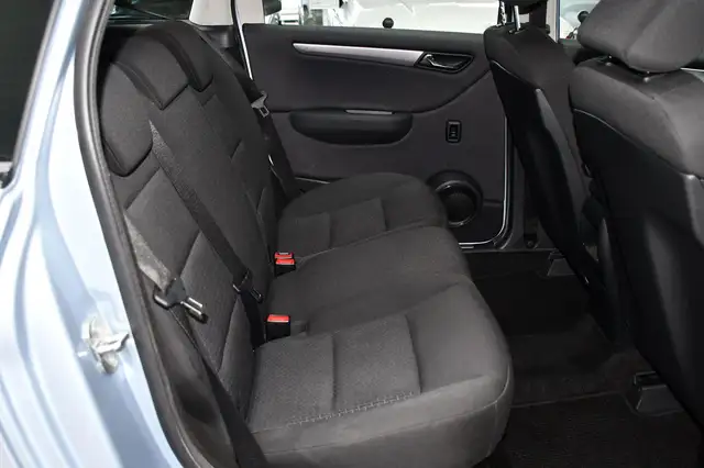 Mercedes-Benz B Class view 15