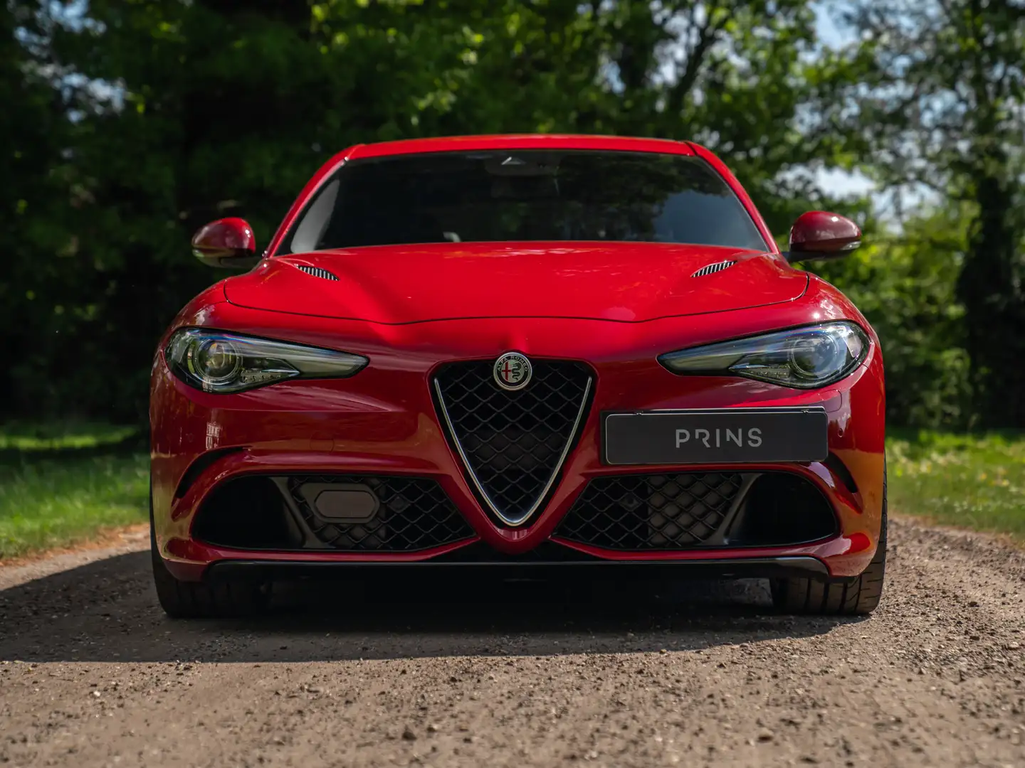 Alfa Romeo Giulia 2.9 V6 Quadrifoglio | Manual | 2e eigenaar | Harma Rood - 2