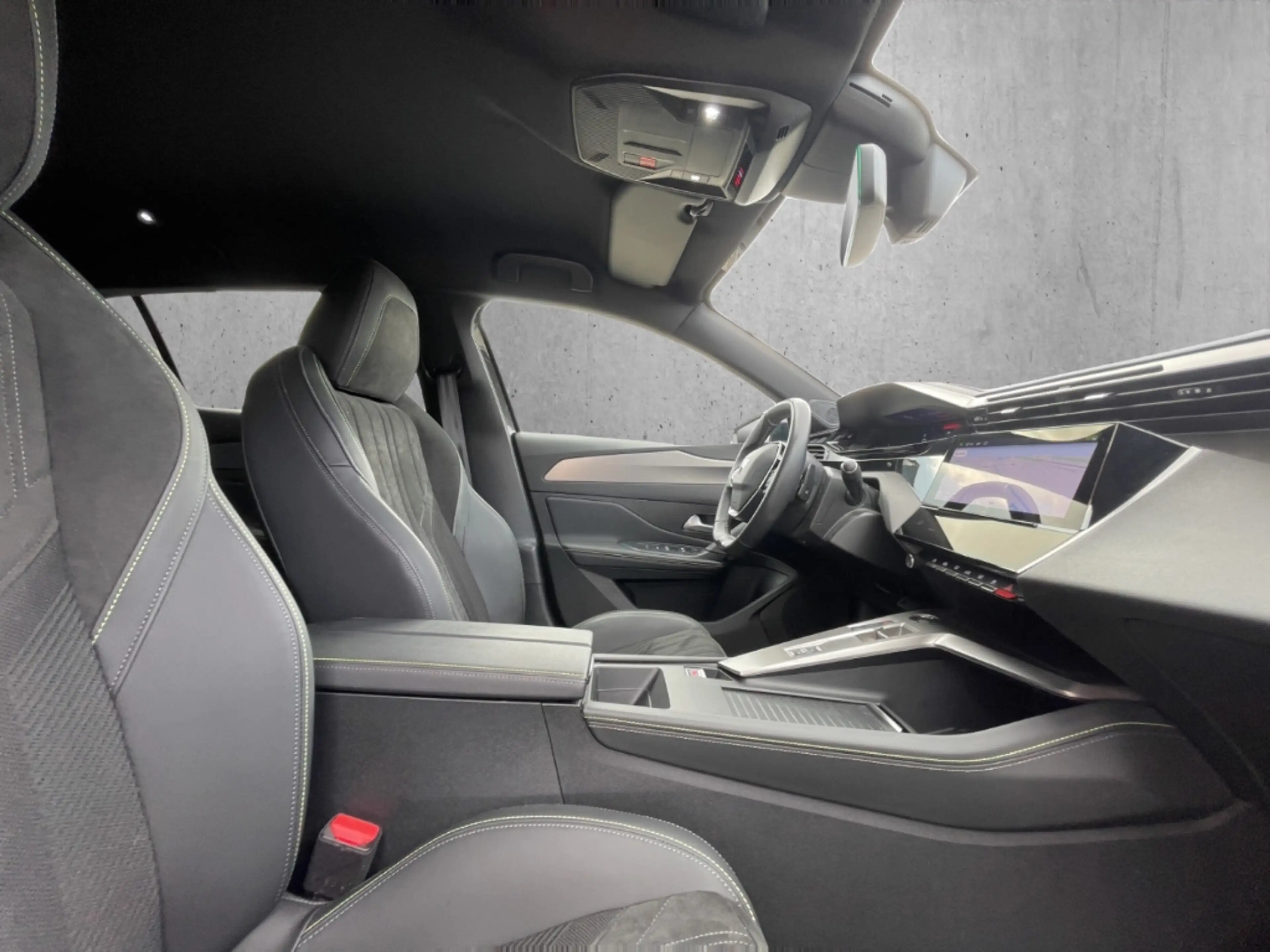 Peugeot 408 GT PT 130 EAT8 Navi ACC LED Blendfreies Fernl. Kur — photo 13