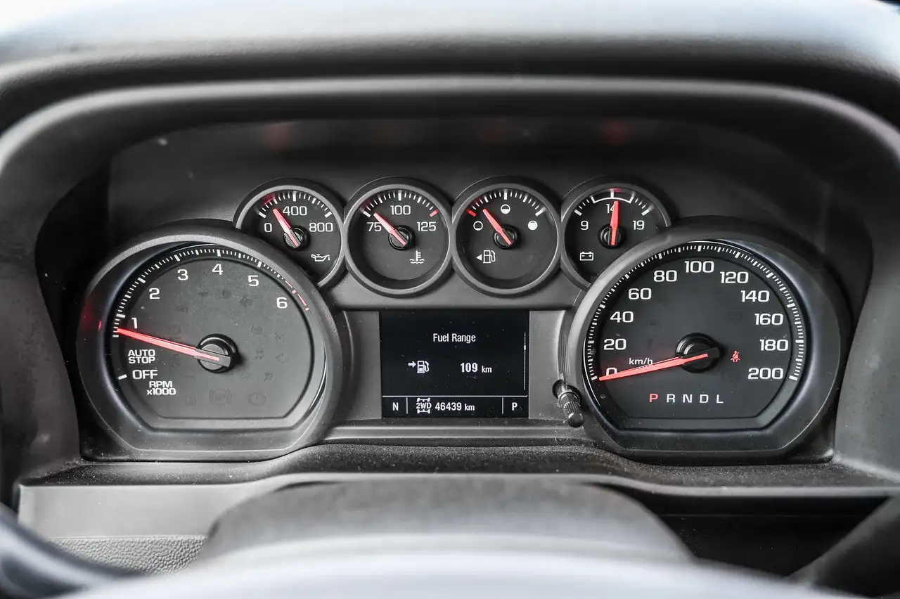 Chevrolet Silverado 1500 снимка Chevrolet Silverado 1500