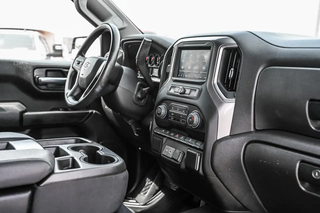 Chevrolet Silverado 1500 снимка Chevrolet Silverado 1500