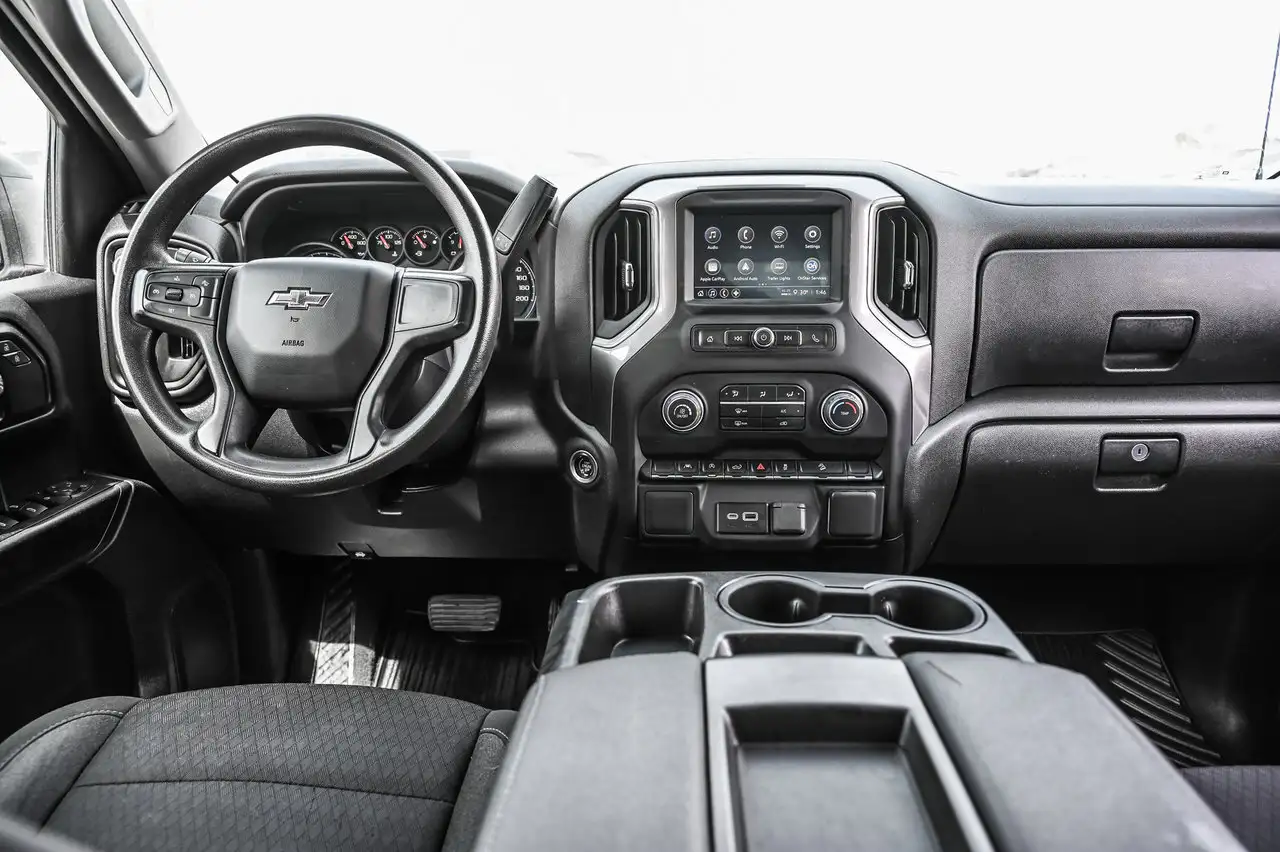 Chevrolet Silverado 1500 снимка Chevrolet Silverado 1500