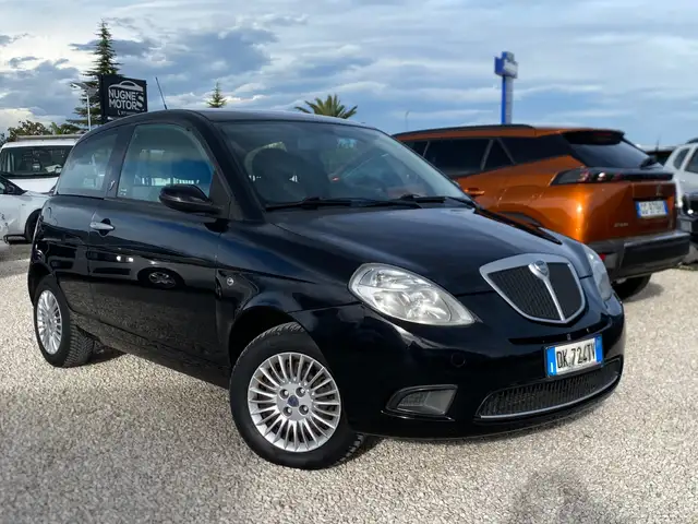 Lancia Ypsilon Ypsilon II 2007 1.2 8v Oro Bianco