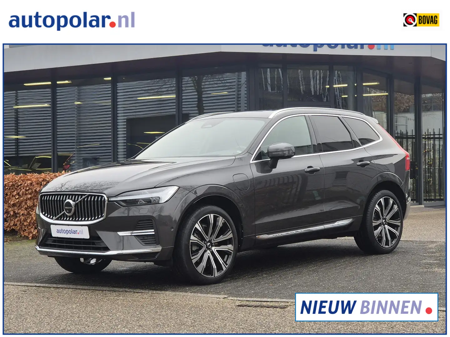 Volvo XC60 2.0 T6 Plug-in hybrid AWD Ultimate Bright Trekhaak Grau - 1