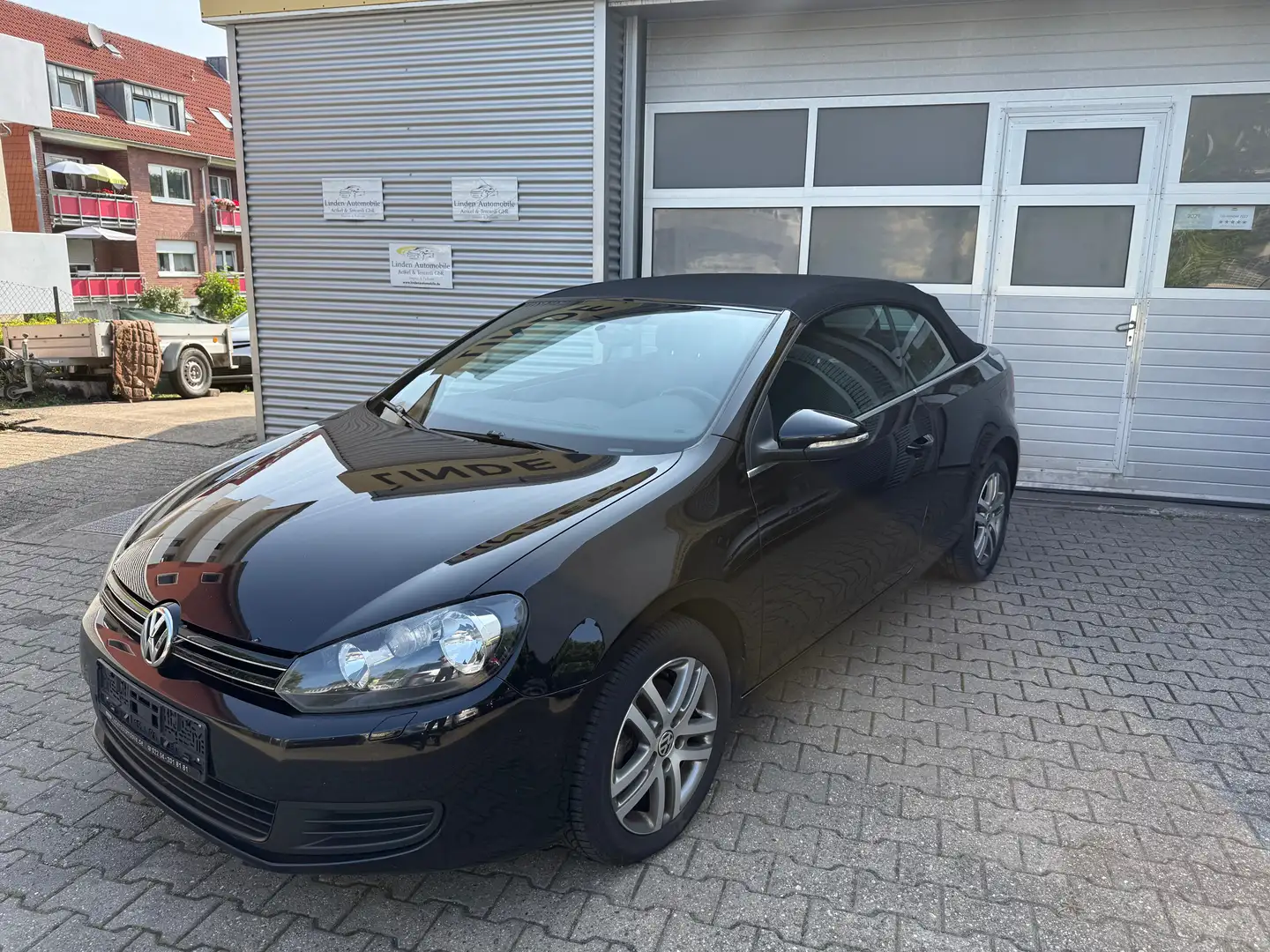Volkswagen Golf Cabriolet Basis Negro - 2