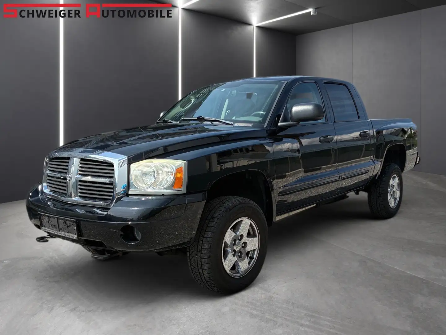 Dodge Dakota 4.7 Magnum Laremie 4WD Netto 11.408.- Schwarz - 1