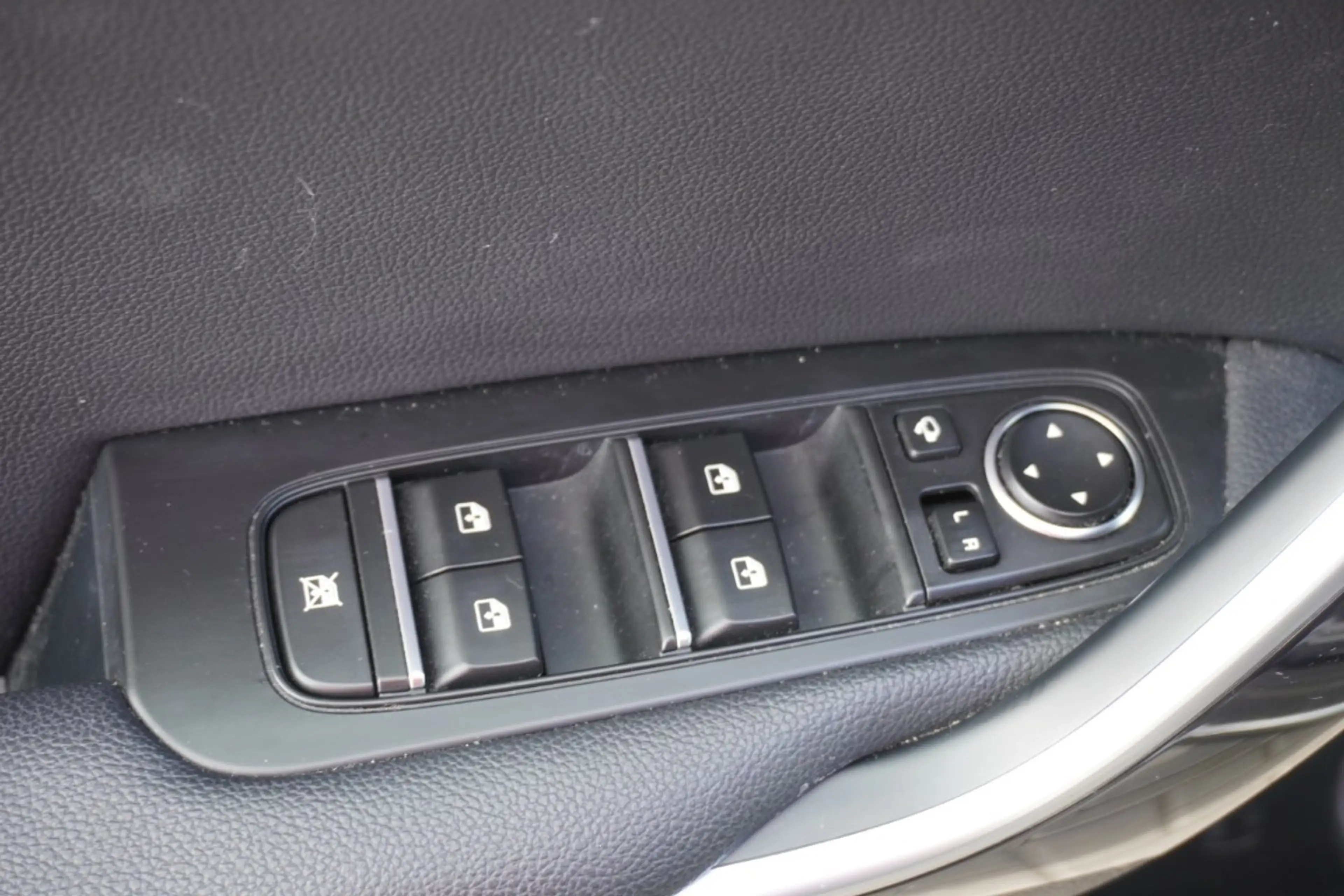 Kia XCeed 1.6 Vision Plug-in Hybrid LED Navi Kamera — photo 7