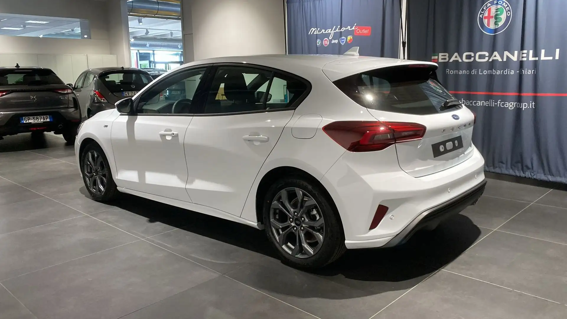 Ford Focus 1.5 EcoBlue 115 CV automatico 5p. ST-Line Blanco - 2