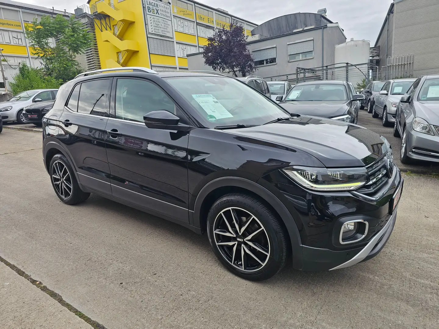 Volkswagen T-Cross 1.5 TSI ACT Sport Automatik Schwarz - 1