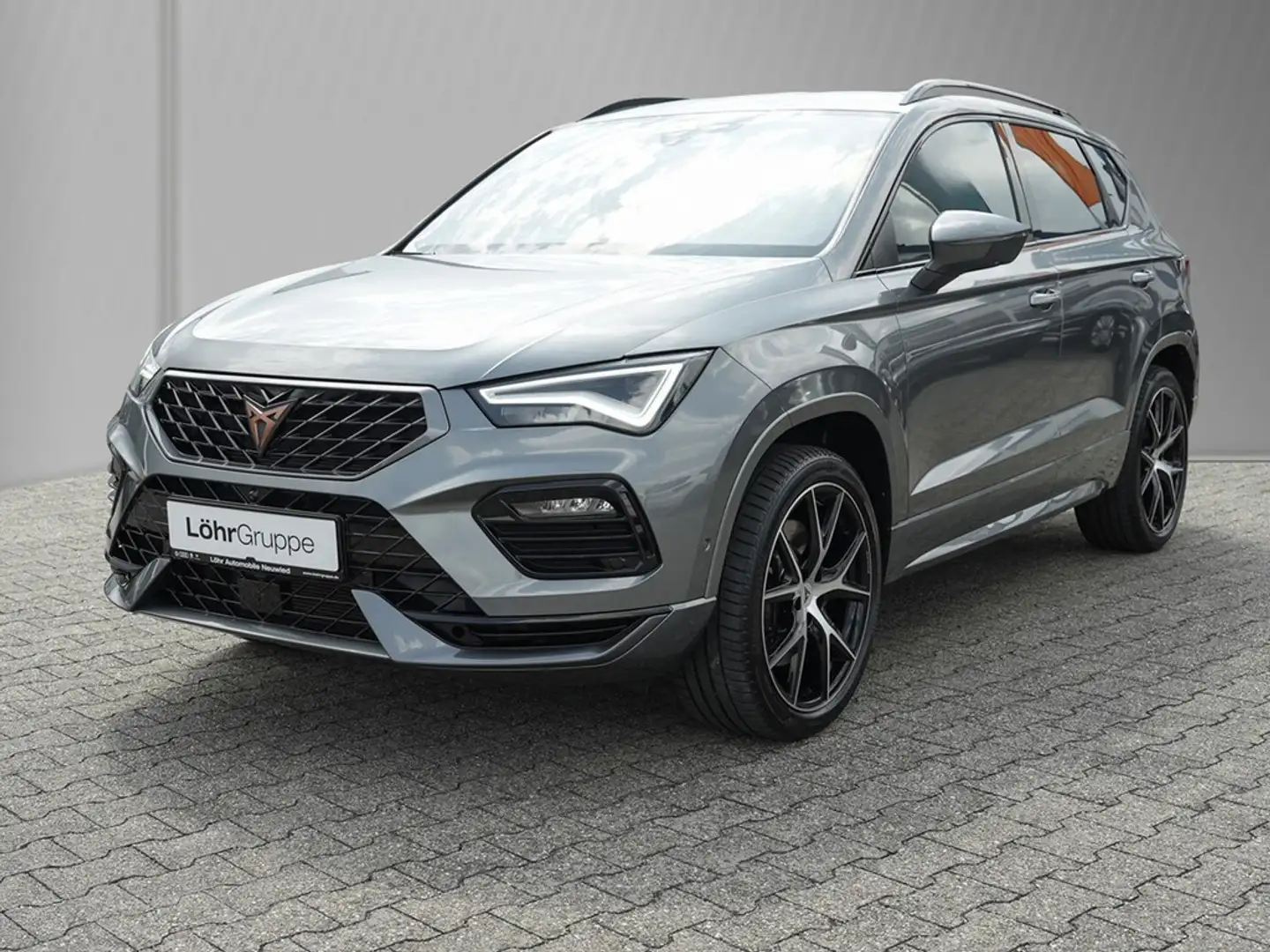 CUPRA Ateca 2.0 TSI VZ 4Drive DSG /LED/Navi/AHK/RFK Grau - 2