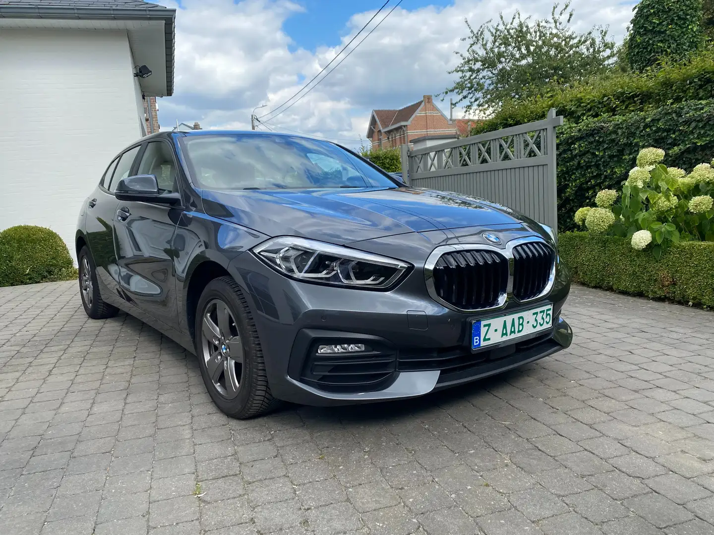 BMW 116 116i Automaat met Car Pass en Garantie Grau - 1
