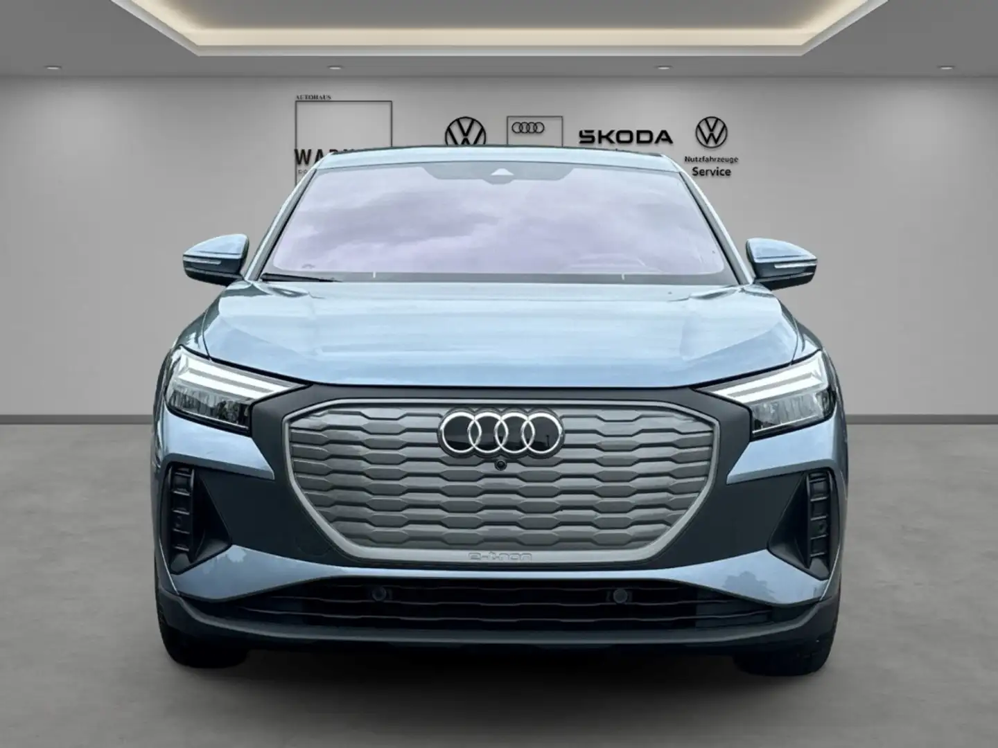 Audi Q4 e-tron 40 Sportback 82 kWh LED AHK ACC HUD NAV SHZ PDC RF Blau - 2