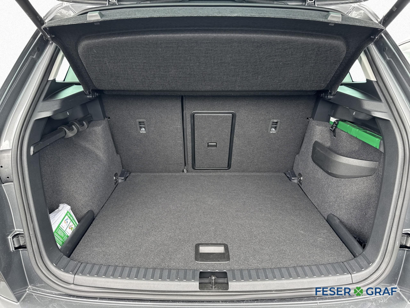 Skoda Karoq Tour 1.5TSI DSG*AHK*ACC*SIDE ASS.*MATRIX* — photo 13