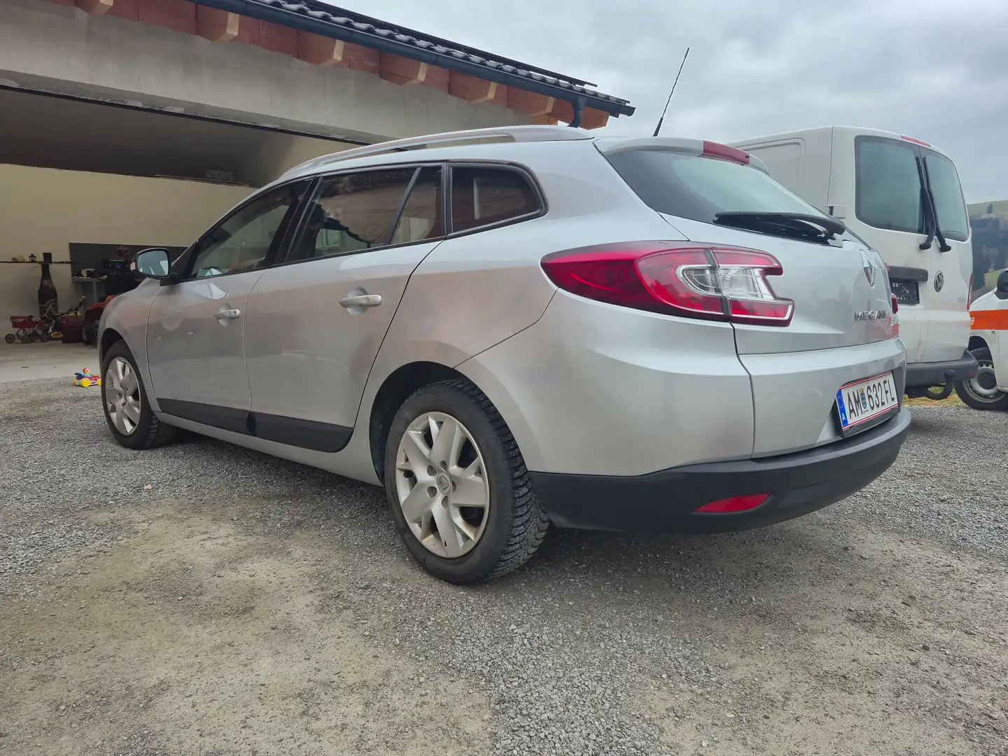 Renault Megane Mégane Grandtour Dynamique dCi 110 DPF EDC Dynamique Silber - 1