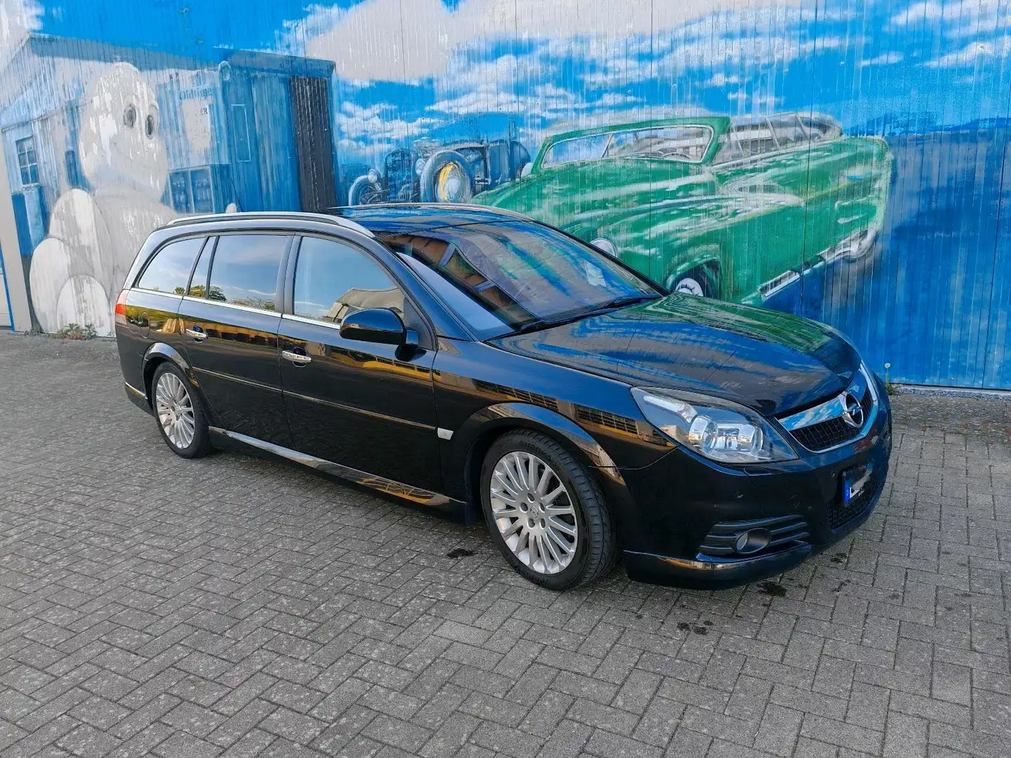 Opel Vectra Vectra 2.0 Turbo Caravan Cosmo Plus Schwarz - 1