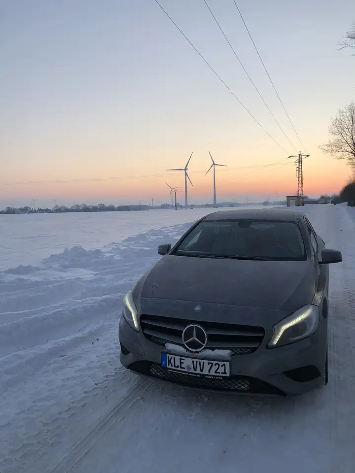 Mercedes-Benz A 180