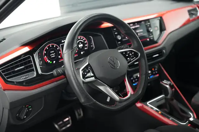 Volkswagen Polo view 13