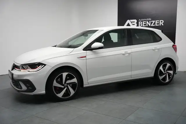 Volkswagen Polo view 6