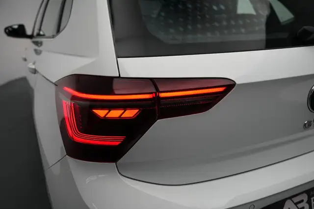 Volkswagen Polo view 10
