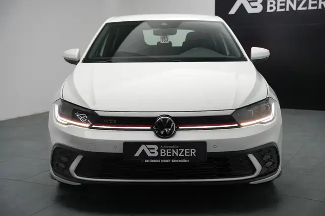 Volkswagen Polo view 2