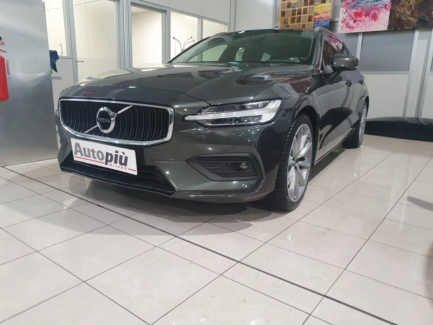 Volvo V60 V60 2.0 d3 Business Plus geartronic my20 Gris - 1